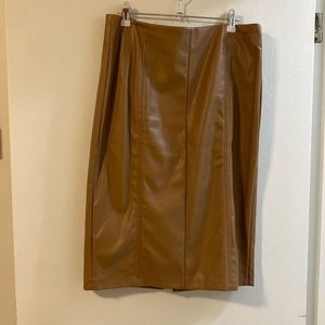 Stretch faux leather skirt size EU42